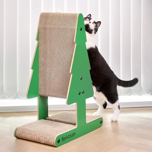 Vertical cat outlet scratcher