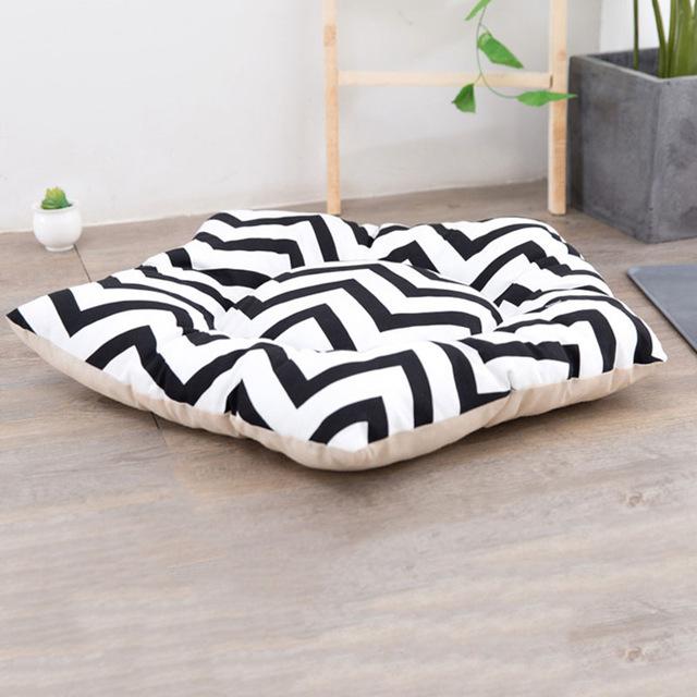 Pentagram Shape Pet Sleeping Bag Dog Beds & Blankets Pet Clever White Black S 